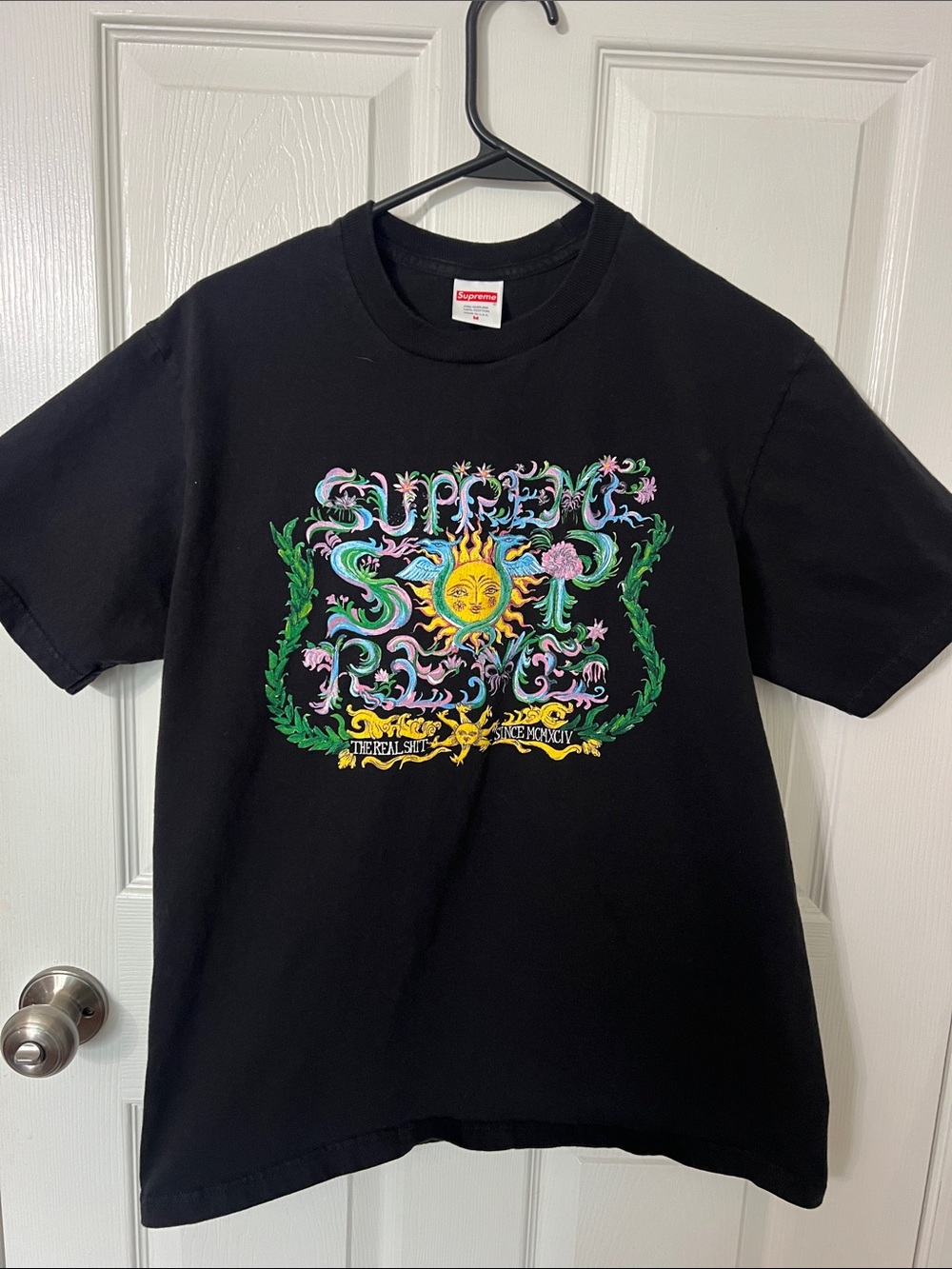 Like new supreme T-shirt, size medium